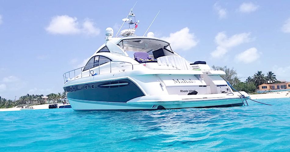 Experience the Luxury of a Tulum Private Boat Charter Captain Dixon